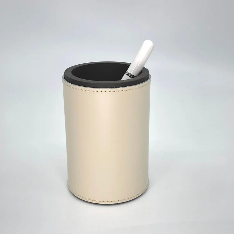 Pinetti Leather Pencil Cup — Soolip